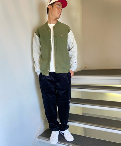 Champion(チャンピオン)の「CHAMPION/チャンピオン リバースウィーブ スウェットブルゾン バイカラー/ワンポイント Vネックトレーナー C3-W013(スウェット・メンズ・ブルー/グレー/ブラウン/カーキ・M/XL/L)」の15枚目の写真