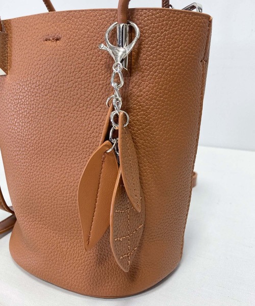 Munich（ミューニック）の「合成皮革バケットウィズリーフキー（ショルダーバッグ・レディース・ブラック/ブラウン・FREE）」の7枚目の写真