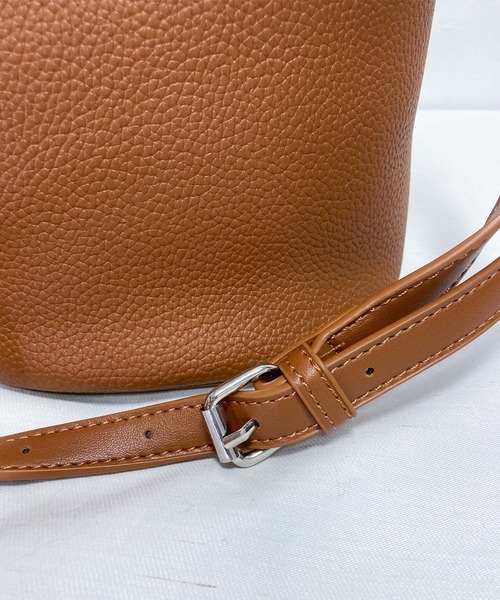 Munich（ミューニック）の「合成皮革バケットウィズリーフキー（ショルダーバッグ・レディース・ブラック/ブラウン・FREE）」の13枚目の写真