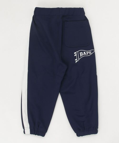 A BATHING APE（アベイシングエイプ）の「BAPE SWEAT PANTS K（その他パンツ・キッズ・ネイビー/オリーブ・100/110/90/130/120/140）」の3枚目の写真