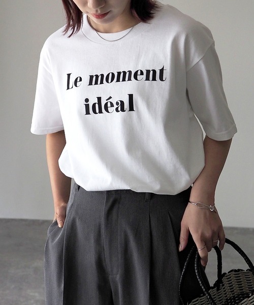 Riberry（リベリー）の「【GILDAN】Le moment ideal プリントTシャツ（Tシャツ/カットソー・レディース・オフホワイト/チャコールグレー/カーキ/ブルー/サックスブルー・MEDIUM）」の2枚目の写真