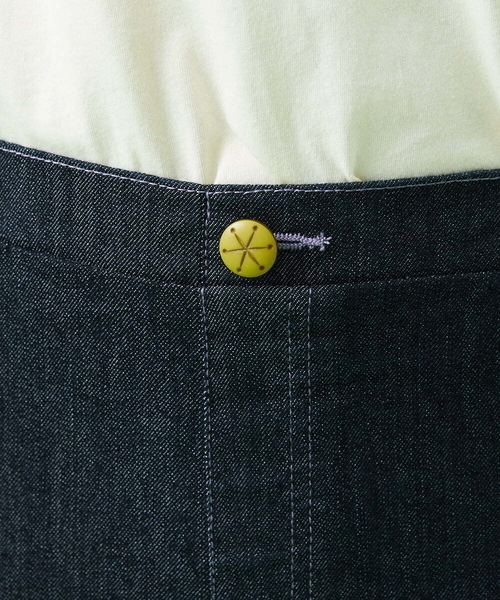 Jocomomola(ホコモモラ)の「ストレッチデニムパンツ(デニムパンツ・レディース・ネイビー/ブルー・42/40)」の10枚目の写真
