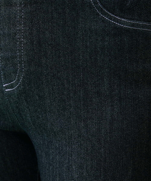 Jocomomola(ホコモモラ)の「ストレッチデニムパンツ(デニムパンツ・レディース・ネイビー/ブルー・42/40)」の11枚目の写真