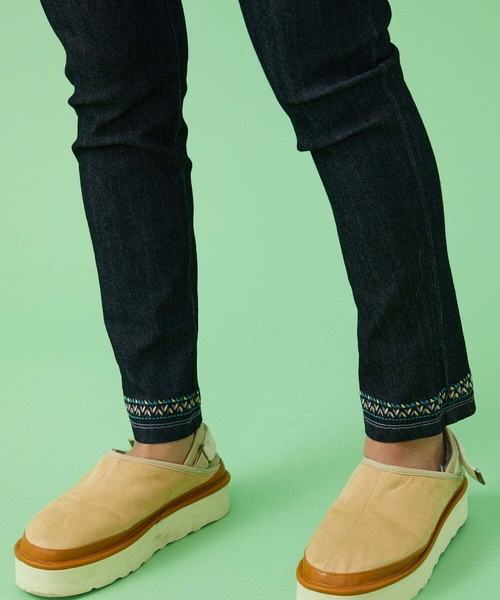 Jocomomola(ホコモモラ)の「ストレッチデニムパンツ(デニムパンツ・レディース・ネイビー/ブルー・42/40)」の12枚目の写真