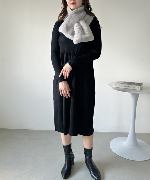 CLEA（クレア）の「フェイクファーティペット（マフラー・レディース・ホワイト/ブラック/ライトグレー・FREE）」の22枚目の写真