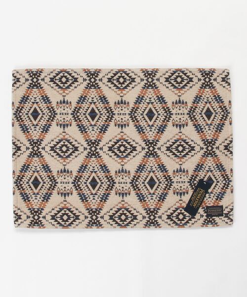 PENDLETON(ペンドルトン)の「【 PENDLETON / ペンドルトン 】 キッチンミドルマット KITCHEN SMALL MAT AAF(ラグ/マット・メンズ・ブラック/カーキ/アイボリー/ブラウン/ブラック系/ベージュ・FREE)」の2枚目の写真