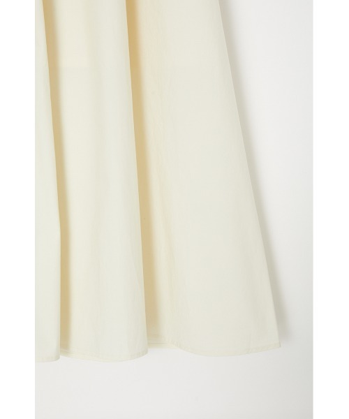 MOUSSY（マウジー）の「POWER SHOULDER LONG ドレス（ワンピース・レディース・ダークグリーン/オフホワイト/ブラック・1/2）」の17枚目の写真