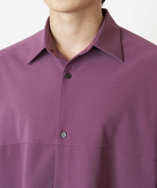 a.v.v（アーヴェヴェ）の「ワンサイズフィットドルマンスリーブシャツ（シャツ/ブラウス・メンズ・モカ/グリーン/パープル/ライトブルー・53）」の5枚目の写真