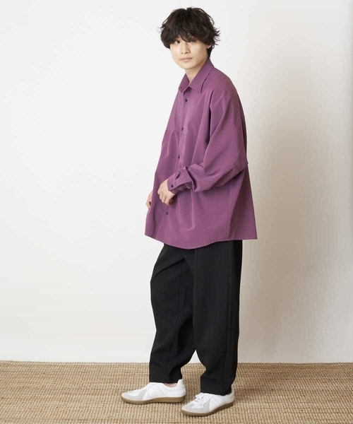 a.v.v（アーヴェヴェ）の「ワンサイズフィットドルマンスリーブシャツ（シャツ/ブラウス・メンズ・モカ/グリーン/パープル/ライトブルー・53）」の11枚目の写真