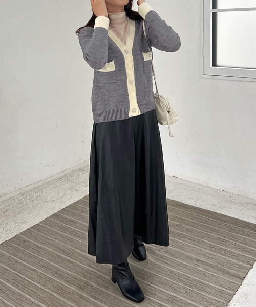 Lamoa（ラモア）の「Lamoa/フェイクレザー フレアスカート（スカート・レディース・ブラック/ブラウン/ベージュ・FREE）」の4枚目の写真