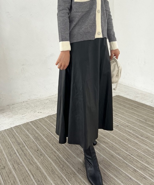 Lamoa（ラモア）の「Lamoa/フェイクレザー フレアスカート（スカート・レディース・ブラック/ブラウン/ベージュ・FREE）」の10枚目の写真