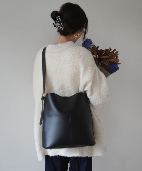 Jelly moo(ジェリームー)の「【 Jelly moo / ジェリームー 】 合皮 フロントポケット ショルダーバッグ #(トートバッグ・レディース・ブラック/ダークブラウン/ライトブラウン/キャメル・FREE/SMALL)」の17枚目の写真