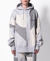 Champion（チャンピオン）の「Champion x ANREALAGE(チャンピオンxアンリアレイジ)HOODED SWEATSHIRT（パーカー・メンズ）」