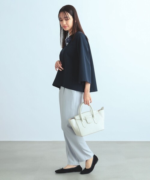 B:MING by BEAMS（ビーミングバイビームス）の「B:MING by BEAMS / バック パール プルオーバーブラウス（シャツ/ブラウス・レディース・ネイビー/オフホワイト/ホワイト系その他5・SMALL/LARGE/MEDIUM）」の11枚目の写真