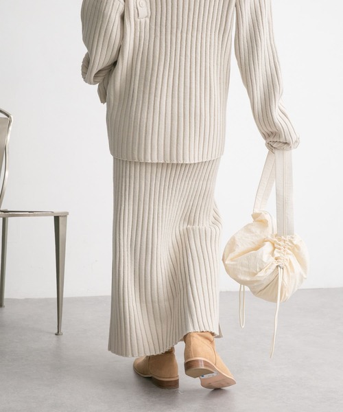 アシメスリットリブニットスカート