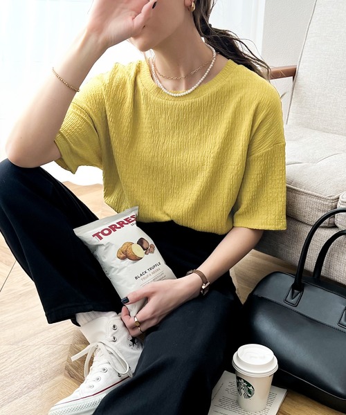 Java(ジャバ)の「《JaVa ジャバコラボ》大人仕様。ぽこぽこ素材のオーバーTee(Tシャツ/カットソー・レディース・グレイッシュベージュ/ブラック/アイボリー/グリーン系その他/イエロー・MEDIUM/X-LARGE/SMALL/LARGE)」の6枚目の写真