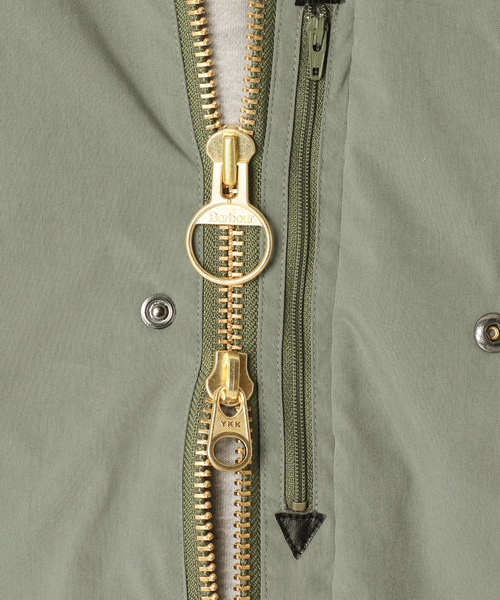 Barbour(バブアー)の「【BARBOUR / バブアー】別注 TRANSPORT ジャケット(ブルゾン・メンズ・ブラック/モスグリーン・36/38/40)」の13枚目の写真