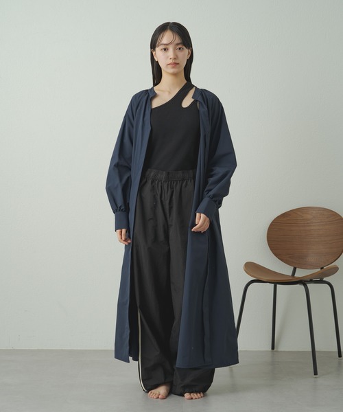 earthy（アーシー）の「【earthy_】リブワンショルデザインタンクトップ（タンクトップ・レディース・アイボリー/ブラック・S/M）」の21枚目の写真