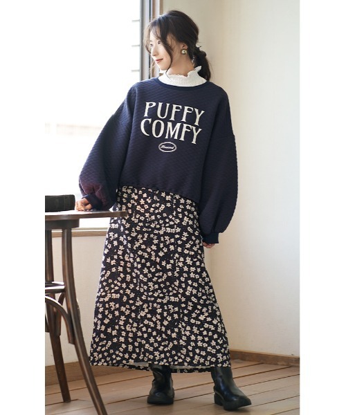 e-zakkamania stores（イーザッカマニアストアーズ）の「シャーリングネック コットンカットソー（Tシャツ/カットソー・レディース・ホワイト/チャコール・M）」の4枚目の写真
