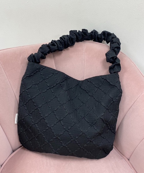 one after another NICE CLAUP（ワンアフターアナザーナイスクラップ）の「しぼしぼトートバック（トートバッグ・レディース・ブラック/ベージュ/アイボリー・FREE）」の5枚目の写真