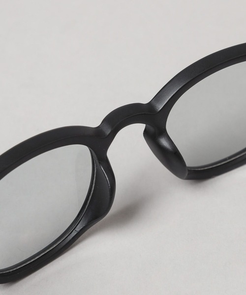 HARE（ハレ）の「ダークカラーレンズサングラス(HARE)（サングラス・レディース・ブラック/グレー・FREE）」の15枚目の写真