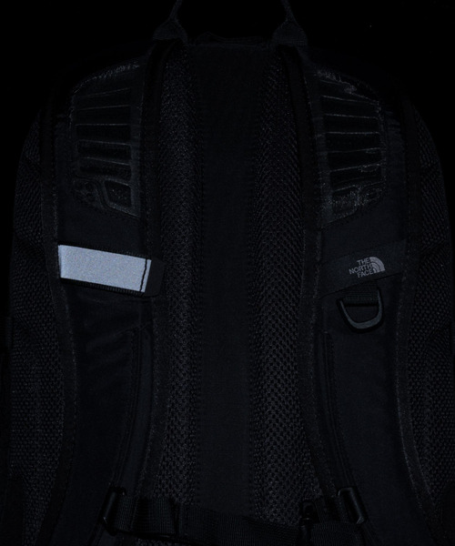 THE NORTH FACE（ザノースフェイス）の「THE NORTH FACE/ザ・ノース・フェイス バックパック ビッグショット 33L NM72301（バックパック/リュック・メンズ・ブラック/ブラック系その他/ブラック×レッド/ブラック×イエロー/ブラック×グレー・FREE）」の11枚目の写真