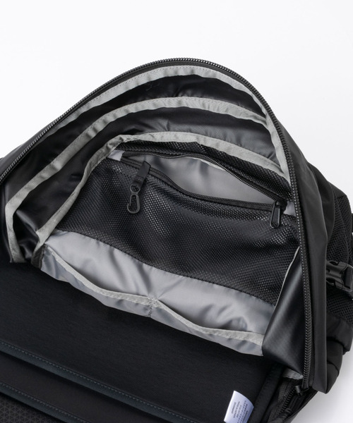 THE NORTH FACE（ザノースフェイス）の「THE NORTH FACE/ザ・ノース・フェイス バックパック ビッグショット 33L NM72301（バックパック/リュック・メンズ・ブラック/ブラック系その他/ブラック×レッド/ブラック×イエロー/ブラック×グレー・FREE）」の14枚目の写真