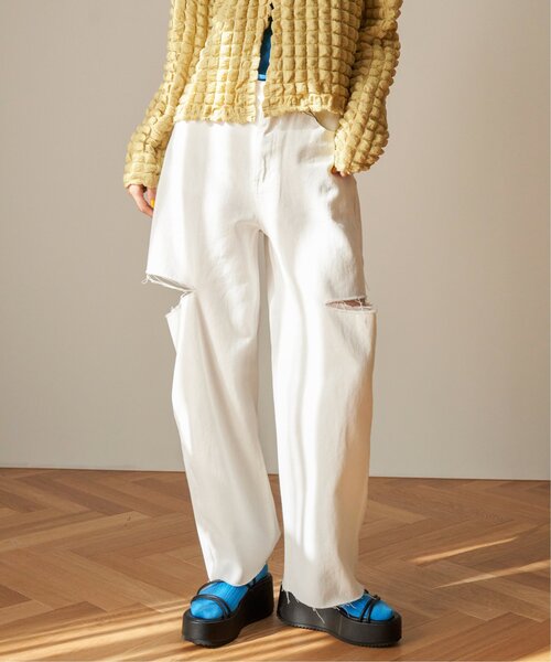 VENCEEXCHANGE（ヴァンスエクスチェンジ）の「サイドカットスリットストレートパンツ（デニムパンツ・レディース・スカイブルー/ホワイト/ブラック/ブルー・M/S）」の10枚目の写真