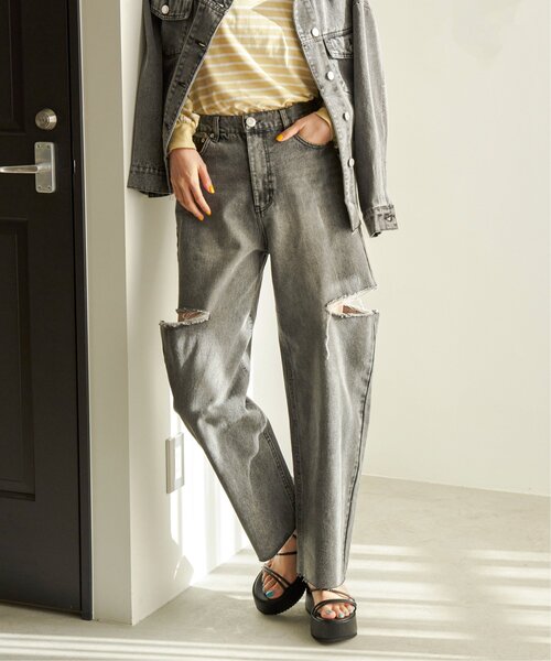 VENCEEXCHANGE（ヴァンスエクスチェンジ）の「サイドカットスリットストレートパンツ（デニムパンツ・レディース・スカイブルー/ホワイト/ブラック/ブルー・M/S）」の14枚目の写真