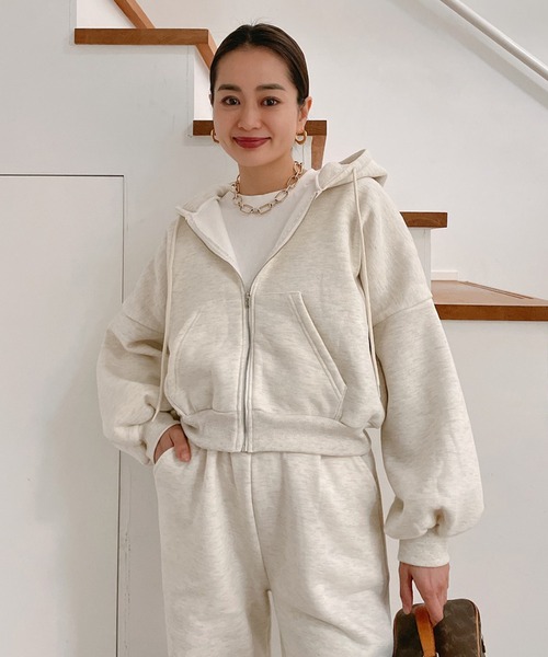 Vicente（ヴィセンテ）の「Brushed back sweat setup（セットアップ・レディース・ブラック/アイボリー・FREE）」の3枚目の写真