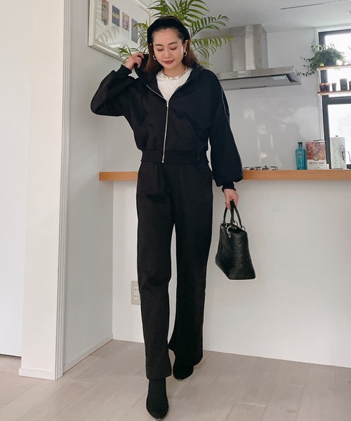 Vicente（ヴィセンテ）の「Brushed back sweat setup（セットアップ・レディース・ブラック/アイボリー・FREE）」の5枚目の写真