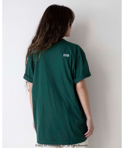 SHIPS（シップス）の「SHIPS: A24 × EEAAO × SHIPS ロゴ Tシャツ（T 