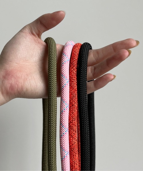 CPCM(シーピーシーエム)の「太コードスマホショルダー(スマホグッズ・レディース・カーキ/オレンジ/ブラック/ピンク・FREE)」の6枚目の写真