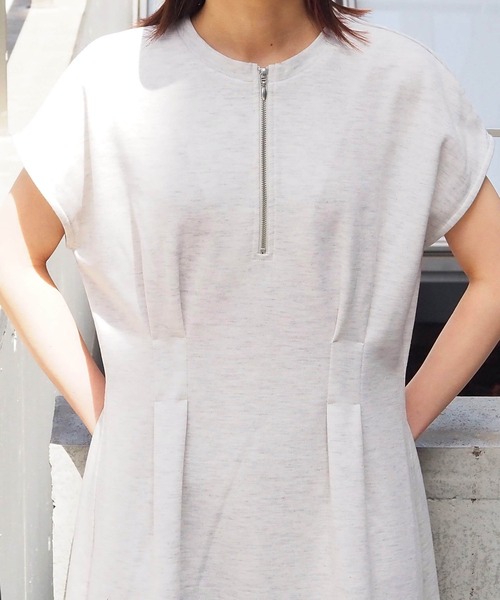 tiptop(ティップトップ)の「スムースタック裾フレアフレンチワンピース(ワンピース・レディース・ブラック/グレー/ダークグレー/ブラック系その他・FREE/L)」の14枚目の写真