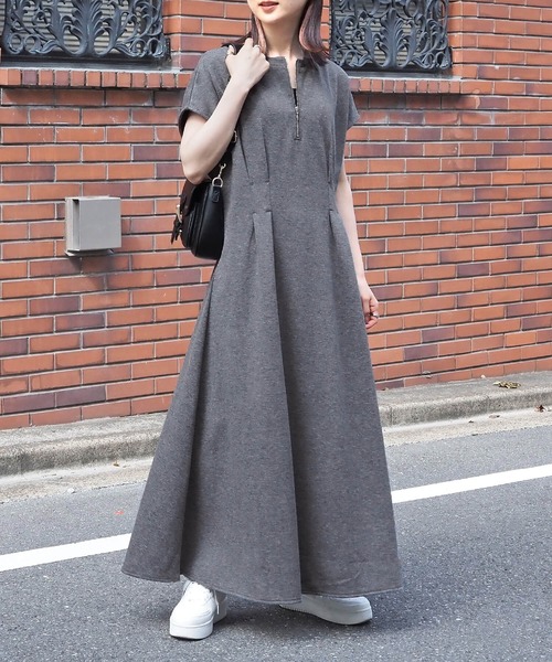 tiptop(ティップトップ)の「スムースタック裾フレアフレンチワンピース(ワンピース・レディース・ブラック/グレー/ダークグレー/ブラック系その他・FREE/L)」の19枚目の写真