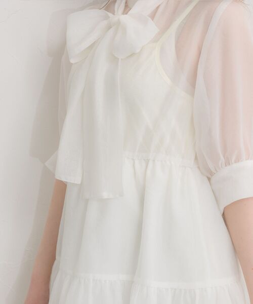 ems excite（エムズエキサイト）の「シアーボウタイOP（ワンピース・レディース・ホワイト/ブラック/グリーン・FREE）」の16枚目の写真