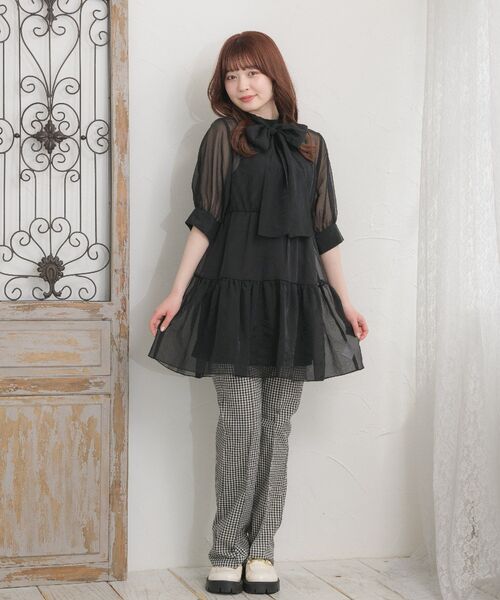 ems excite（エムズエキサイト）の「シアーボウタイOP（ワンピース・レディース・ホワイト/ブラック/グリーン・FREE）」の21枚目の写真