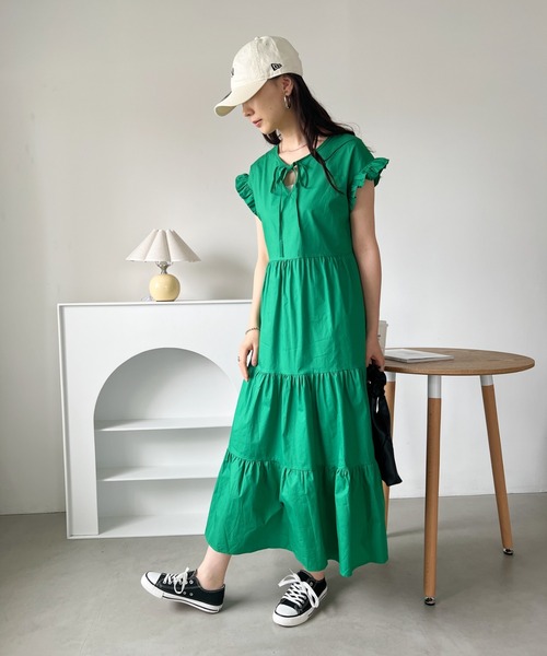 CLEA（クレア）の「キーネックリボン ギャザーティアードワンピース（ワンピース・レディース・ブラック/ホワイト/グリーン・FREE）」の19枚目の写真