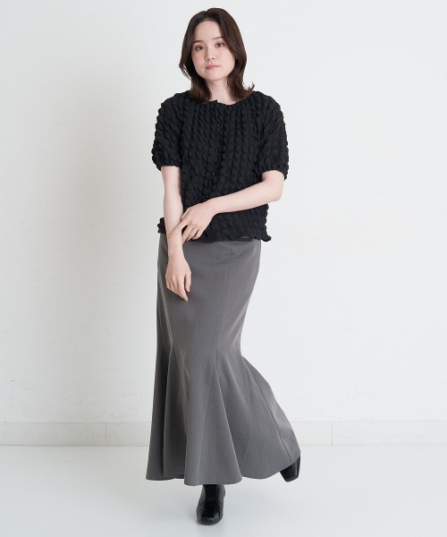 A de a.v.v（アードアー・ヴェ・ヴェ）の「ポコポコボリューム袖プルオーバー（Tシャツ/カットソー・レディース・イエロー/アイボリー/ブラック・39）」の16枚目の写真