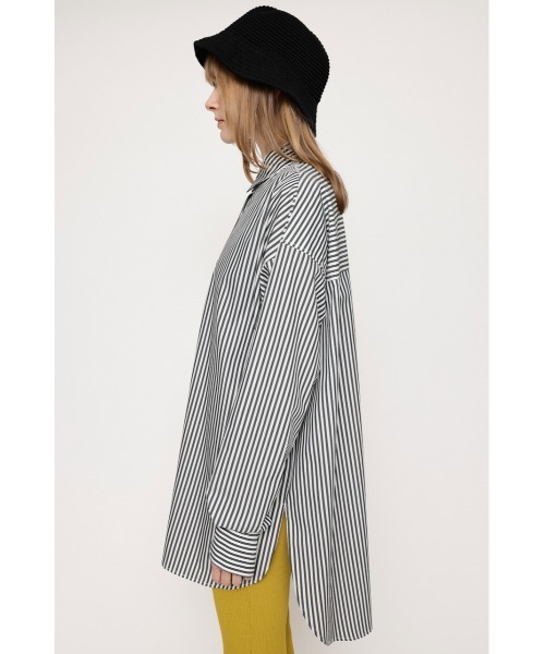 SLY（スライ）の「LOOSE OVER ARMSLIT STRIPE SH ルーズ オーバーサイズ アームスリット ストライプ シャツ ビッグサイズ（シャツ/ブラウス・レディース・ブルー系その他/ブラック系その他2・FREE）」の7枚目の写真