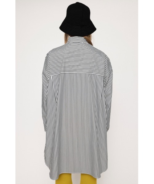 SLY（スライ）の「LOOSE OVER ARMSLIT STRIPE SH ルーズ オーバーサイズ アームスリット ストライプ シャツ ビッグサイズ（シャツ/ブラウス・レディース・ブルー系その他/ブラック系その他2・FREE）」の8枚目の写真