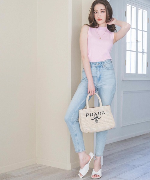 WEGO（ウィゴー）の「WEGO/【WEB限定】ハイネックノースリーブセーター（タンクトップ・レディース・グレー/ブラック/ホワイト/ピンク/キャメル・FREE）」の10枚目の写真