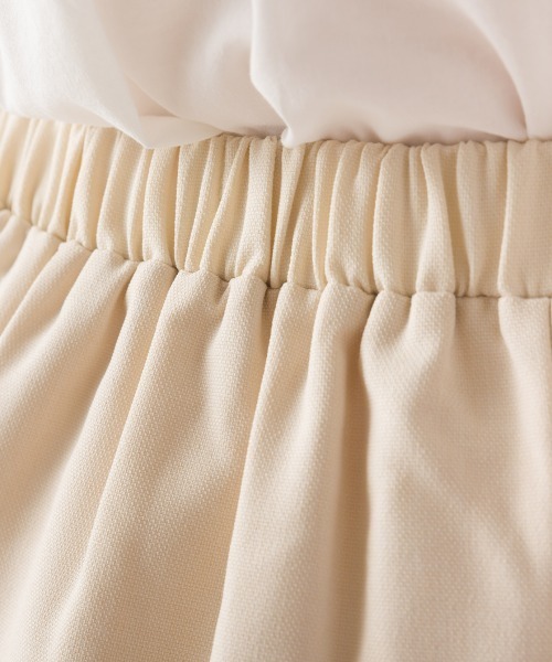 OMNES(オムネス)の「エステルリネンライクロングフレアスカート(スカート・レディース・ブラック/カーキ/アイボリー/グレイッシュベージュ・FREE)」の8枚目の写真