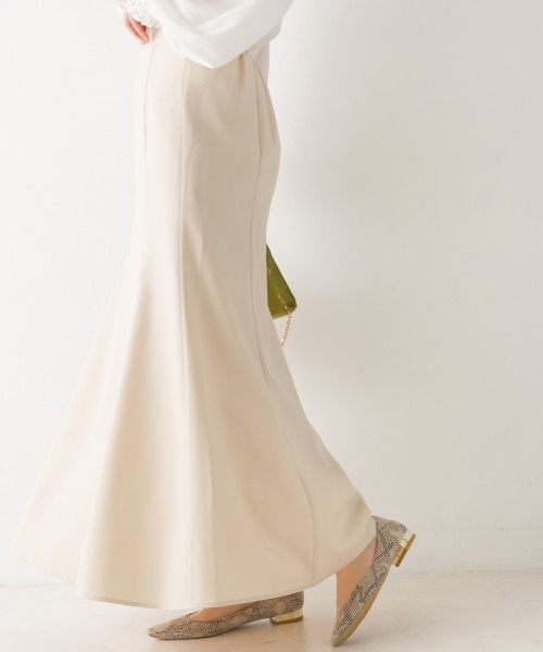 OMNES(オムネス)の「エステルリネンライクロングフレアスカート(スカート・レディース・ブラック/カーキ/アイボリー/グレイッシュベージュ・FREE)」の11枚目の写真