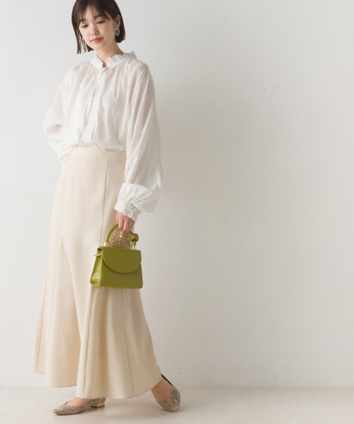 OMNES(オムネス)の「エステルリネンライクロングフレアスカート(スカート・レディース・ブラック/カーキ/アイボリー/グレイッシュベージュ・FREE)」の13枚目の写真