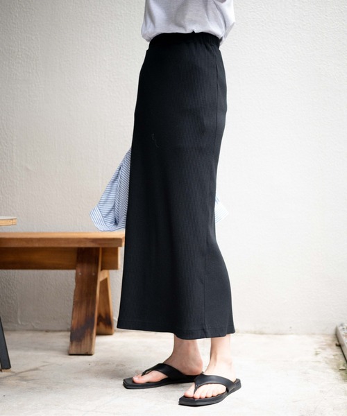 WEGO（ウィゴー）の「WEGO/カラーリブイージーロングスカート（スカート・レディース・グリーン/オレンジ/ブラック/レッド/ブルー・FREE）」の20枚目の写真