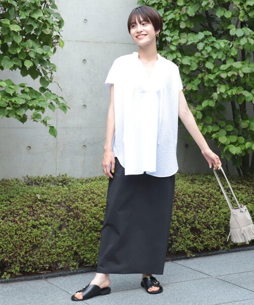 NOLLEY’S(ノーリーズ)の「《セットアップ対応》撥水タフタトリコットセットアップスカート(スカート・レディース・ブラック/グレイッシュベージュ・38/36)」の16枚目の写真