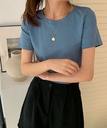 クロップド丈Tシャツ