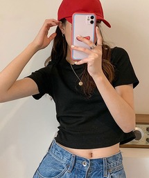 クロップド丈Tシャツ