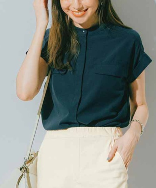 IEDIT（イディット）の「ＩＥＤＩＴ　スマートに決まる比翼仕立てのスタンドカラーブラウス（シャツ/ブラウス・レディース・ホワイト/ネイビー/グレイッシュベージュ・MEDIUM/LARGE/X-LARGE/XX-LARGE/SMALL/XXX-LARGE）」の3枚目の写真